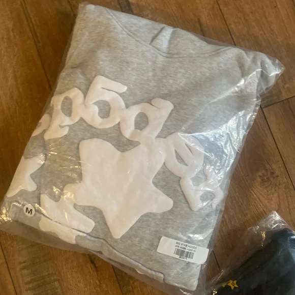Brand New Sp5der Beluga Hoodie - Picture 3 of 3